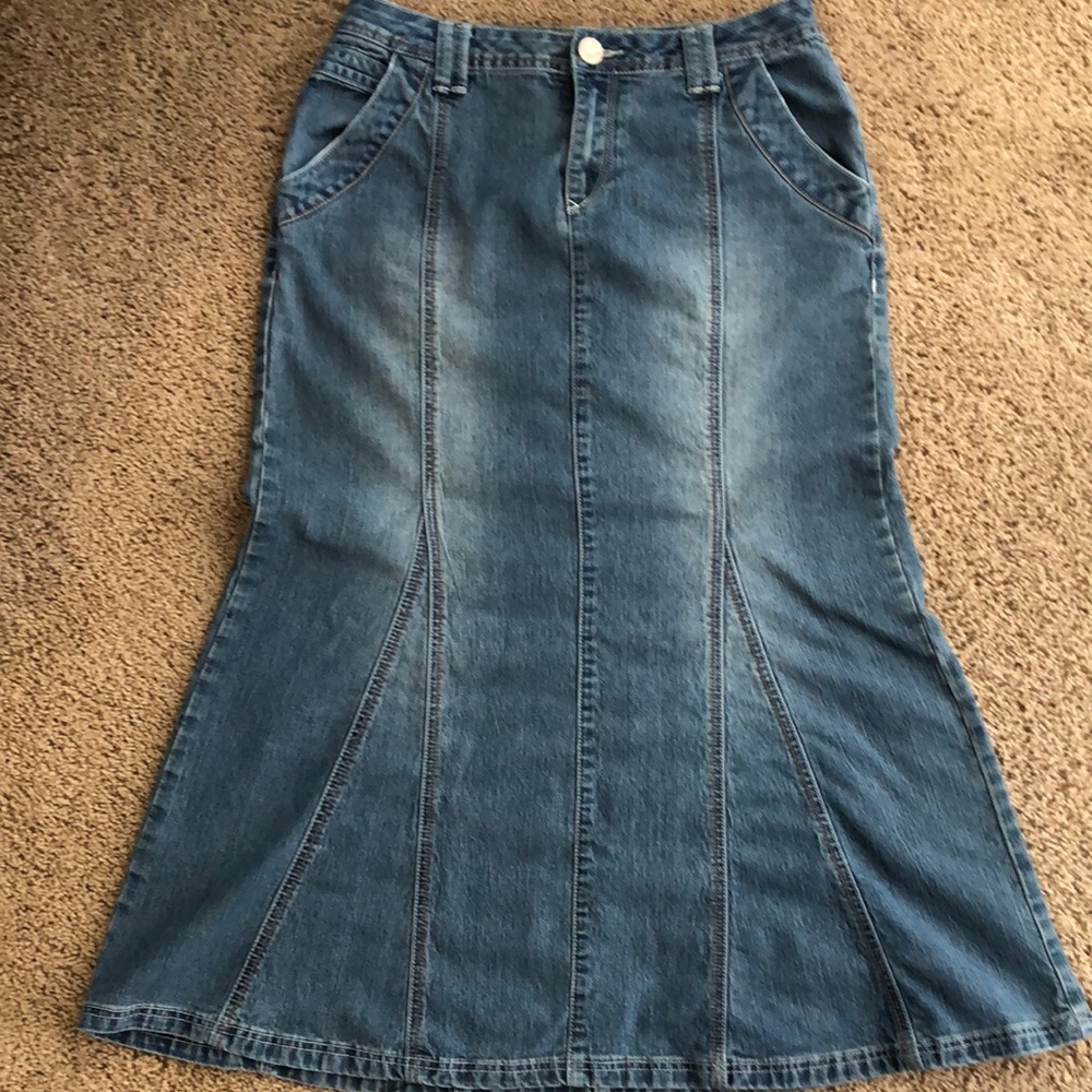 Baccini | Long Denim Skirt | Women’s